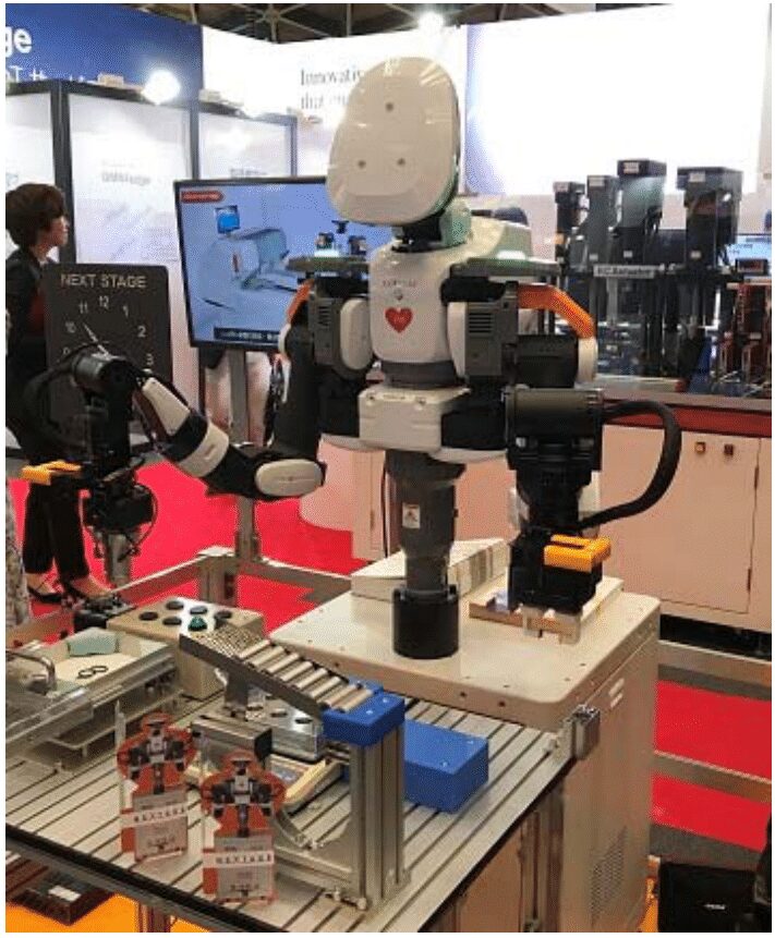 ロボット通信Vol.91 - カワダロボティクス社製ヒト型ロボット 新型「NEXTAGE」 - | 株式会社TECHNO REACH ロボット通信Vol.91 - カワダロボティクス社製ヒト型ロボット 新型「NEXTAGE」 - | 株式会社TECHNO REACH